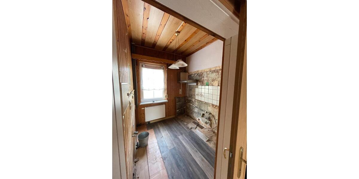 Reihenhaus Roßwein - 6 Zimmer, 90 m&sup2;, 115.000&euro; | Angebot:26423617