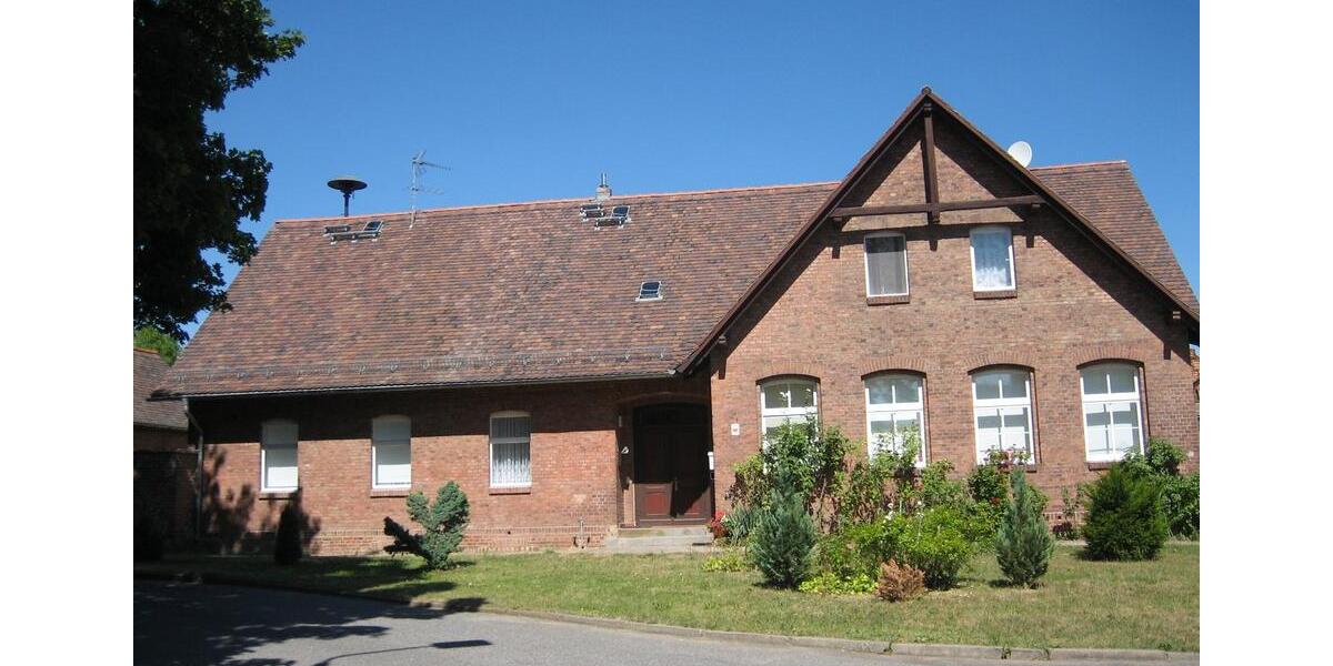 Erdgeschoßwohnung Jüterbog - 2 Zimmer, 45 m&sup2;, 270&euro; | Angebot:25513840