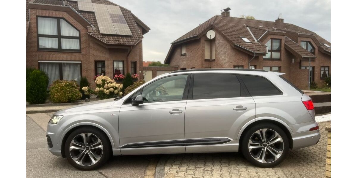 Audi Q7 115.000 km 43.100 &euro; Düren 52351