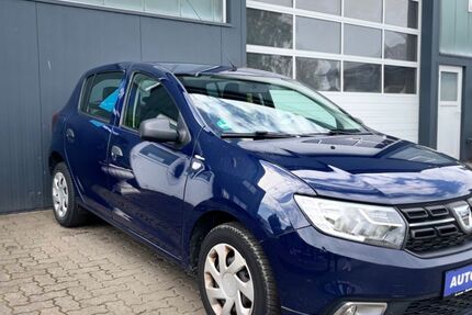 Dacia Sandero 28.211 km 7.990 € Husum 25813