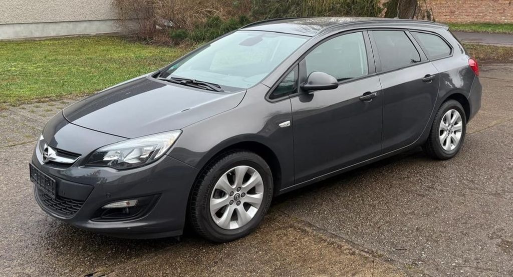 Opel Astra 102.000 km 8.500 &euro; Oderaue 16259