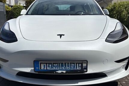 Tesla Model 3 48.300 km 30.900 &euro; Hürth 50354
