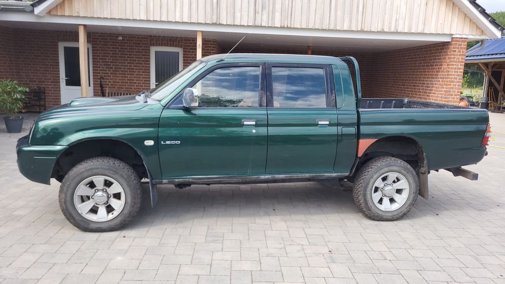Mitsubishi L200 133.140 km 7.250 &euro; Edewecht 26188