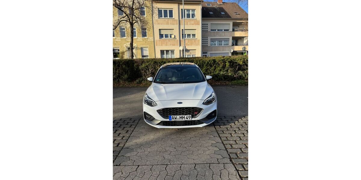 Ford Focus 105.800 km 19.500 &euro; Sinzig 53489