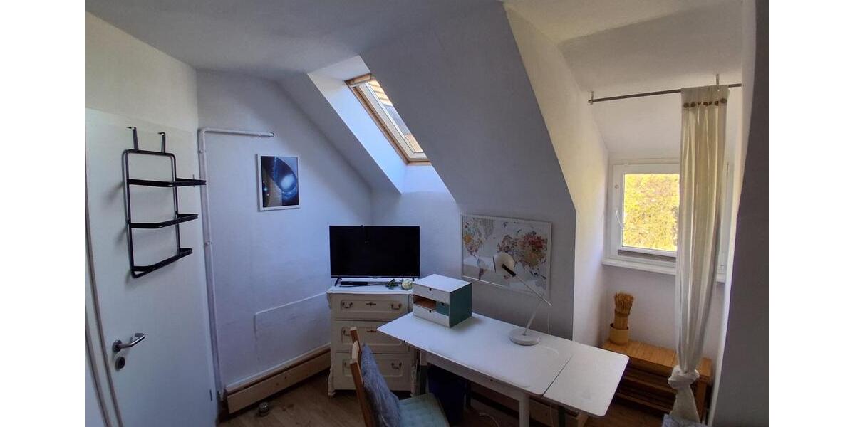Dachgeschoßwohnung Cottbus - 3 Zimmer, 65 m&sup2;, 902&euro; | Angebot:26329422