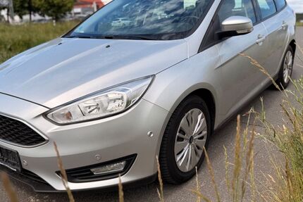 Ford Focus 141.000 km 3.499 &euro; Rossdorf 64380