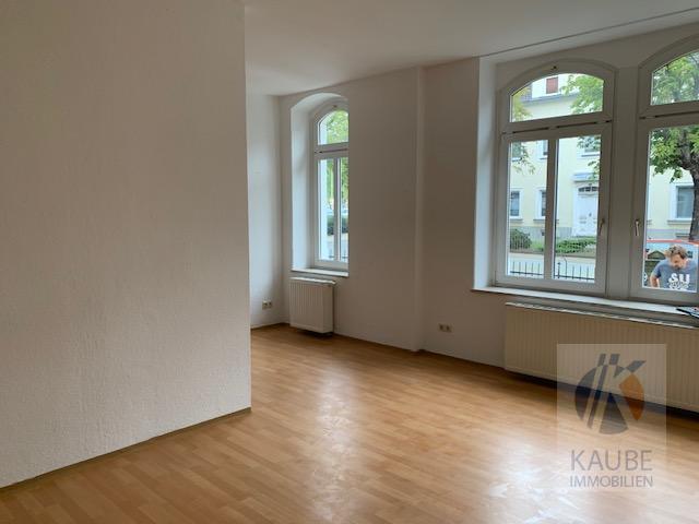 Etagenwohnung Riesa - 2 Zimmer, 55 m&sup2;, 300&euro; | Angebot:25270634