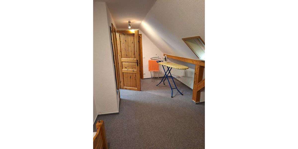 Zwei Häuser auf einem Grundstück – Vielseitigkeit, Platz und Potenzial - Doppelhaushälfte Pößneck | Angebot:25475150