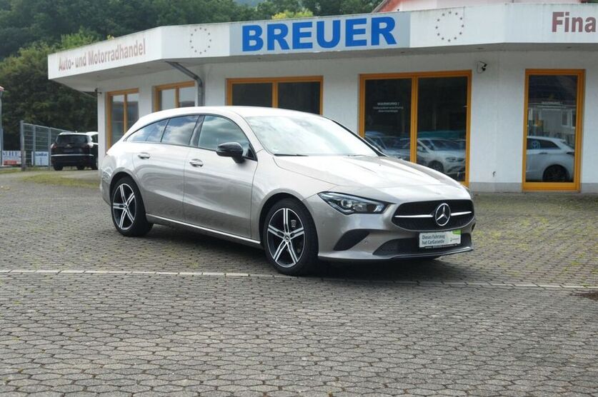 CLA 180 Shooting Brake