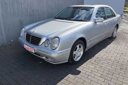 Mercedes E 280