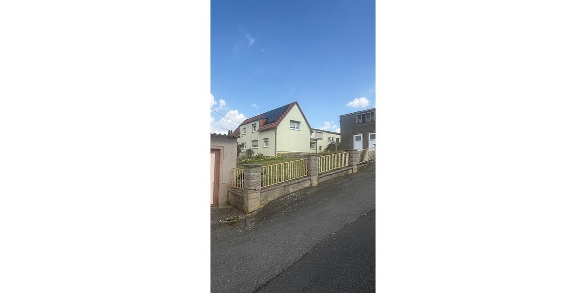 Etagenwohnung Döbeln - 5 Zimmer, 100 m&sup2;, 195.000&euro; | Angebot:26224879
