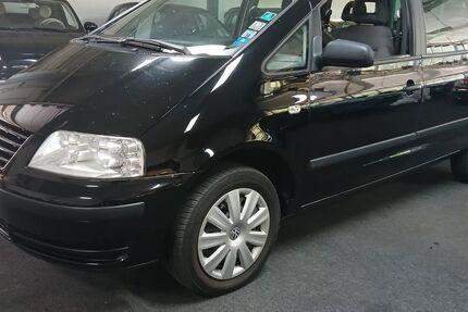 VW Sharan 282.000 km 2.850 &euro; Rüsselsheim 65428