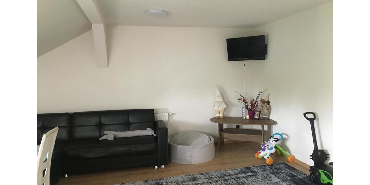 Dachgeschoßwohnung Simbach - 3 Zimmer, 65 m&sup2;, 650&euro; | Angebot:26645201