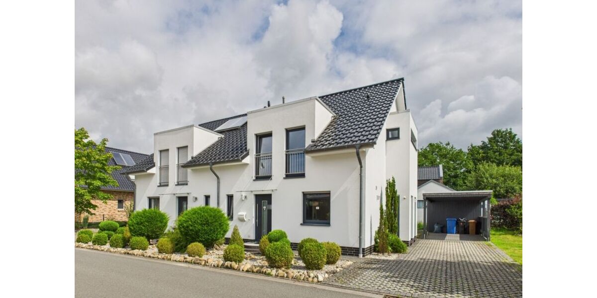 Außergewöhnliches Haus Wohnung über 2 Etagen in ruhiger Lage von Metjendorf-Oldenburg, KFW 70-ModernCarportGarten Wohnen am Rande von Oldenburg - Doppelhaushälfte Wiefelstede / Metjendorf Metjendorf | Angebot:26312135