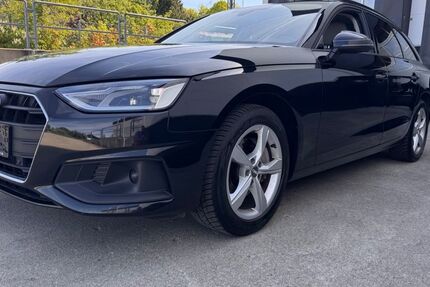 Audi A4 120.000 km 23.999 &euro; München 81825
