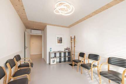 Gewerbeobjekt Pentling Großberg - 2 Zimmer, 64 m&sup2;, 397.000&euro; | Angebot:25835128