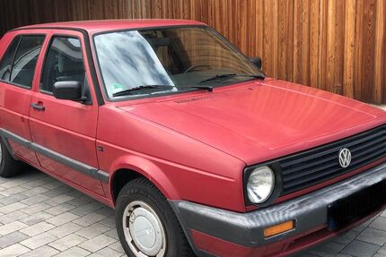 VW Golf 128.728 km 2.500 &euro; Illertissen 89257