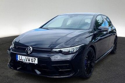 VW Golf 4.900 km 59.490 € Landsberg 86899
