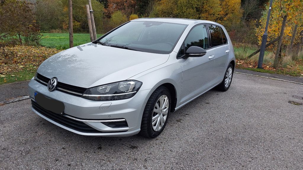 VW Golf 90.138 km 17.900 &euro; Grafing b. München 85567