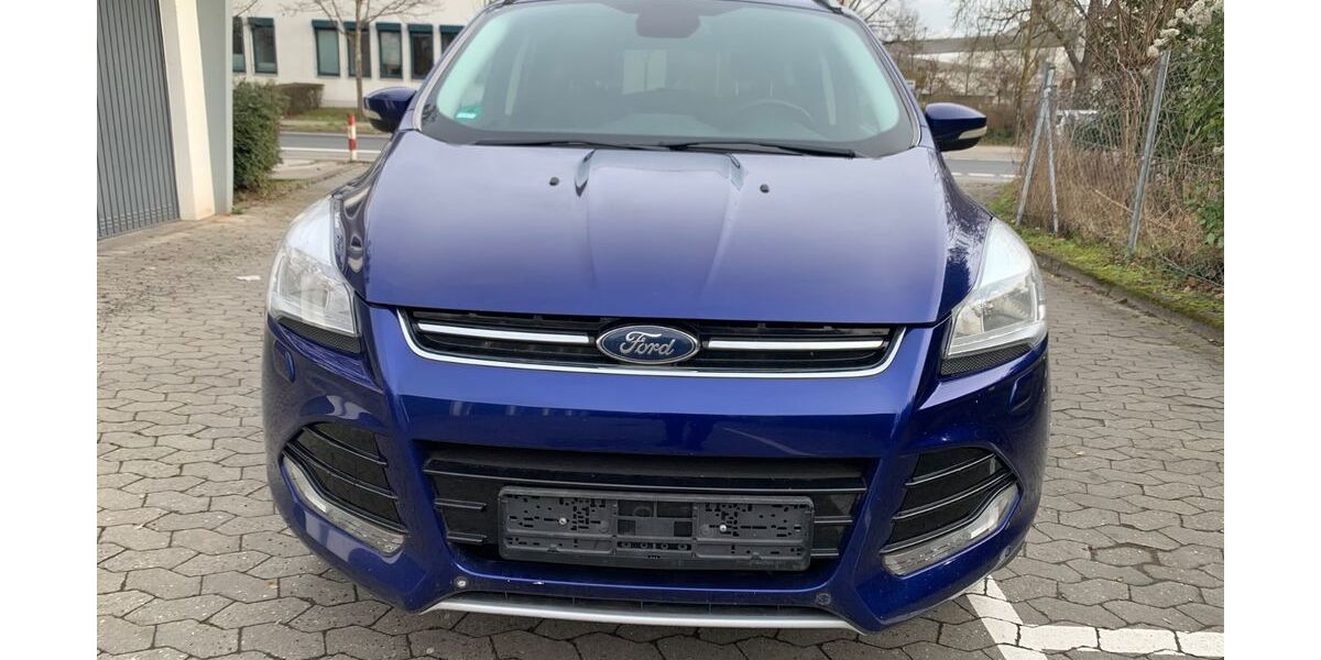 Ford Kuga 181.513 km 9.699 &euro; Mainz-Kastel 55252