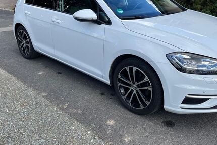 VW Golf 68.900 km 16.500 &euro; Kemnath 95478