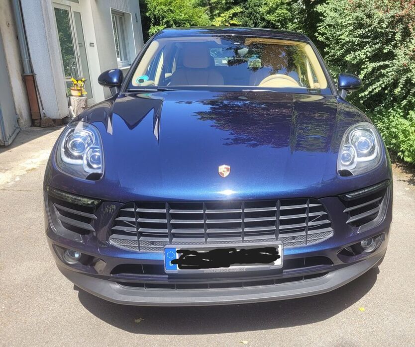 Porsche Macan 48.400 km 39.900 € München 81476