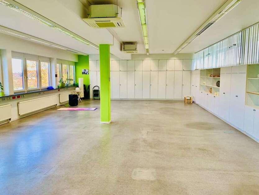 Büro in Waiblingen 950 € 126.3 m²