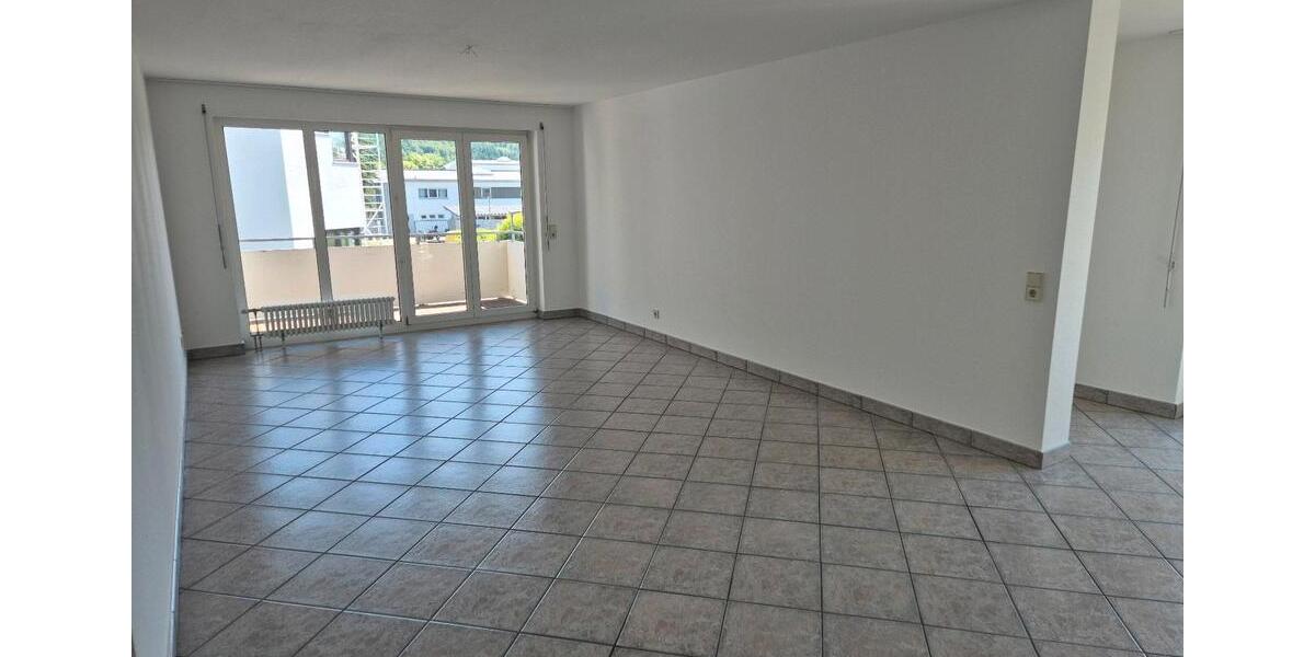 Etagenwohnung Schopfheim - 3 Zimmer, 80 m&sup2;, 269.000&euro; | Angebot:26692581