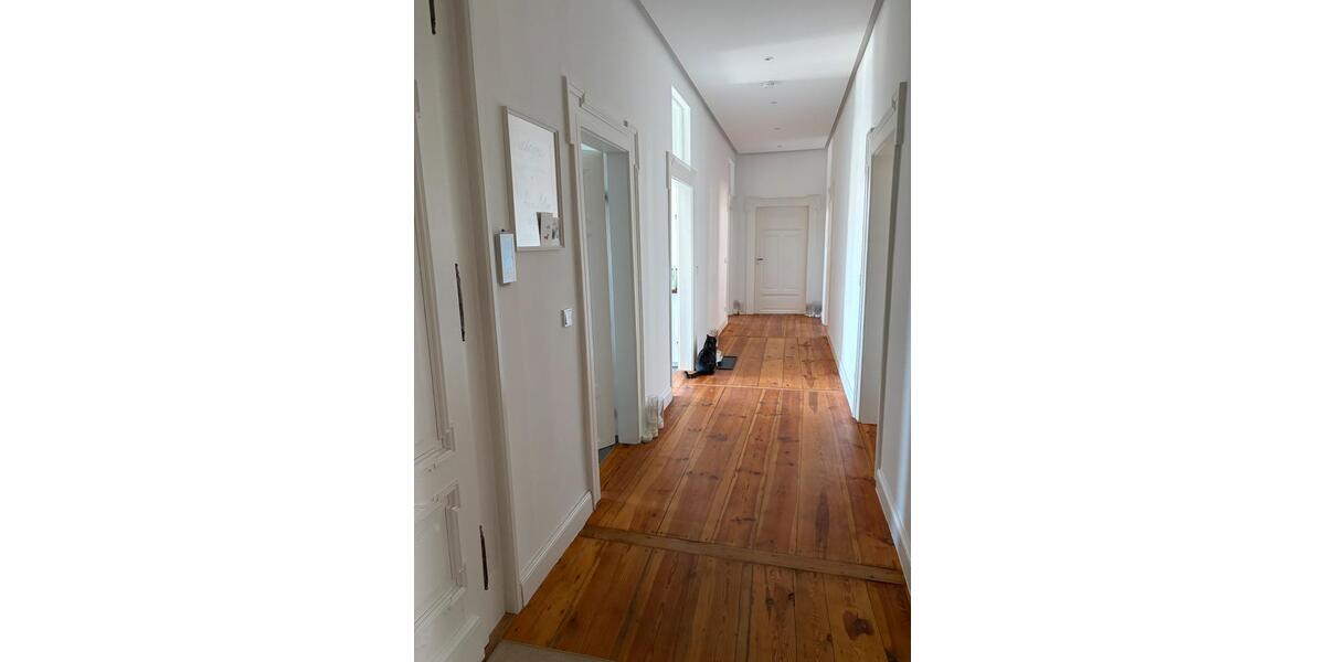 Etagenwohnung Buckenhof - 5 Zimmer, 150 m&sup2;, 1.050&euro; | Angebot:26357910