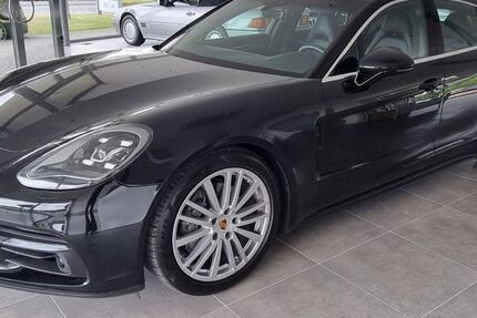 Porsche Panamera 66.450 km 69.950 € Warendorf 48231