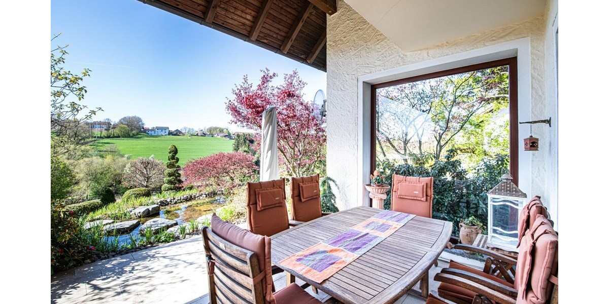 Ein Zuhause, das berührt: Exklusives Anwesen mit Traumgarten & Südterrasse in Roding - Einfamilienhaus Roding | Angebot:26490952
