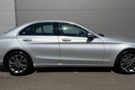 Mercedes-Benz C 250 197.500 km 15.900 &euro; Rastatt 76437