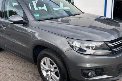 VW Tiguan 111.000 km 9.490 &euro; Hamburg 20537
