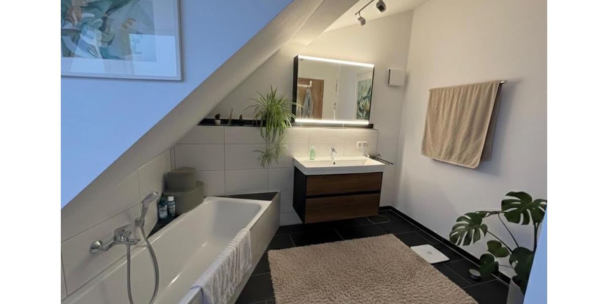 Vermietung Reihenhaus - Mitte 5 zimmer