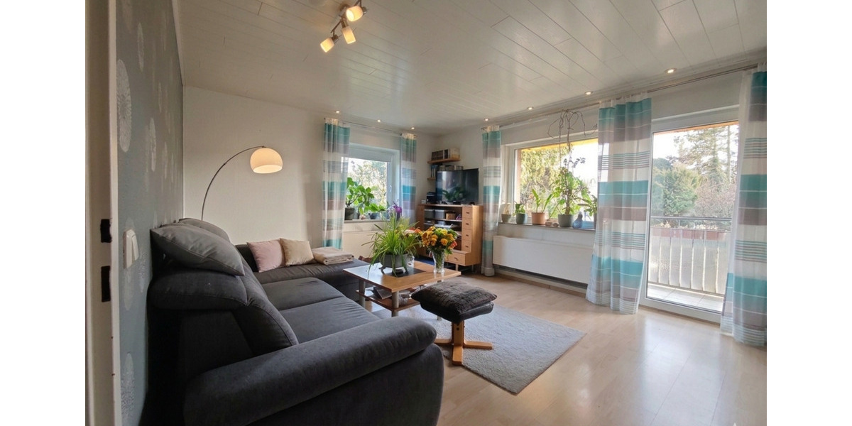 Hochparterre Fürth Atzenhof - 3 Zimmer, 75 m&sup2;, 600&euro; | Angebot:25497524