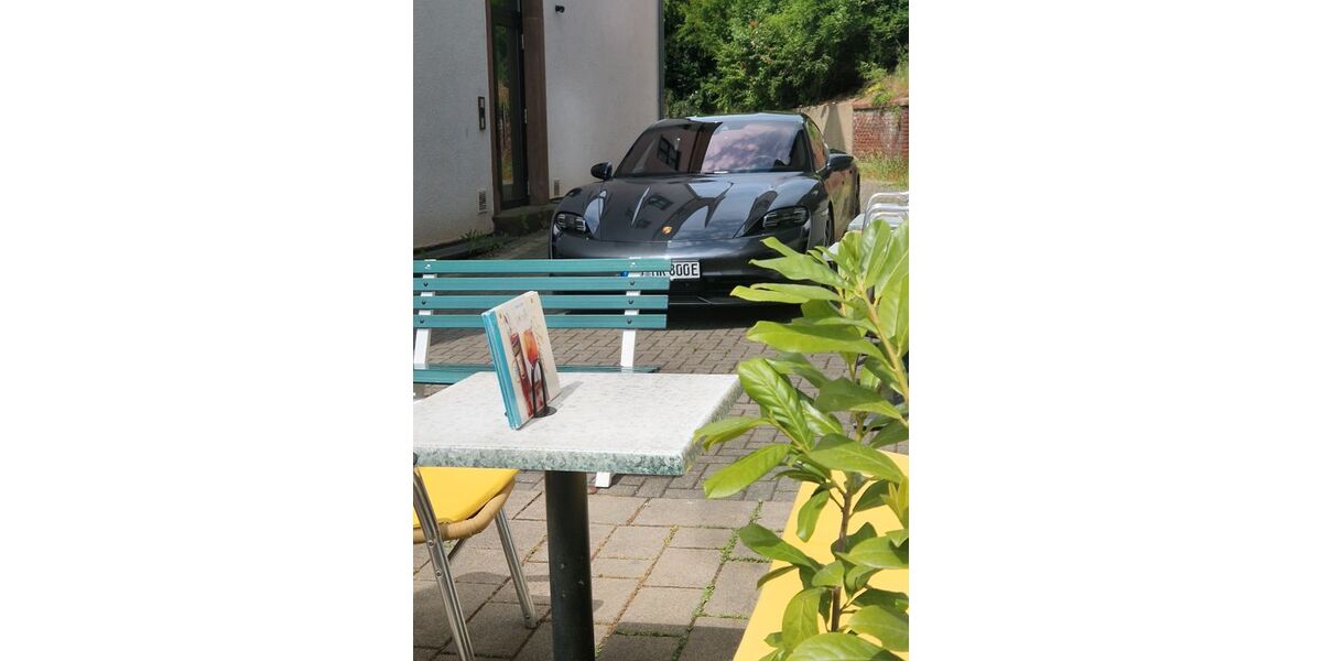 Porsche Taycan 32.800 km 61.900 &euro; Kassel 34117