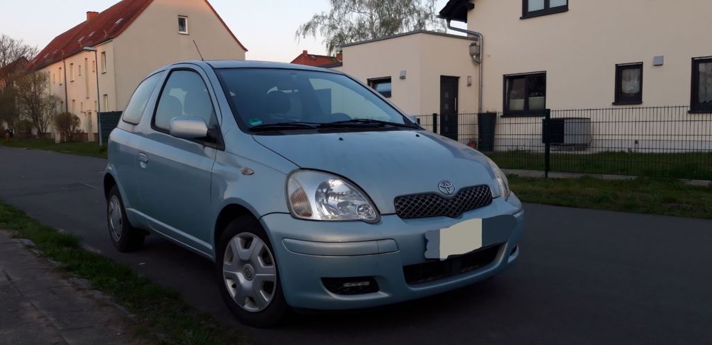 Toyota Yaris 144.620 km 1.800 &euro; Leipzig 04318