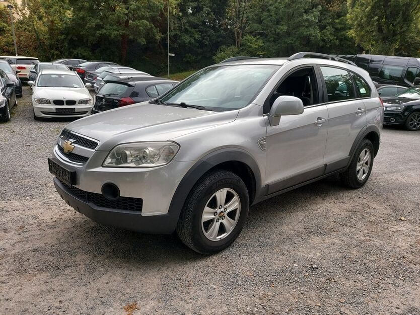 Chevrolet Captiva 189.000 km 2.950 € Würzburg 97082