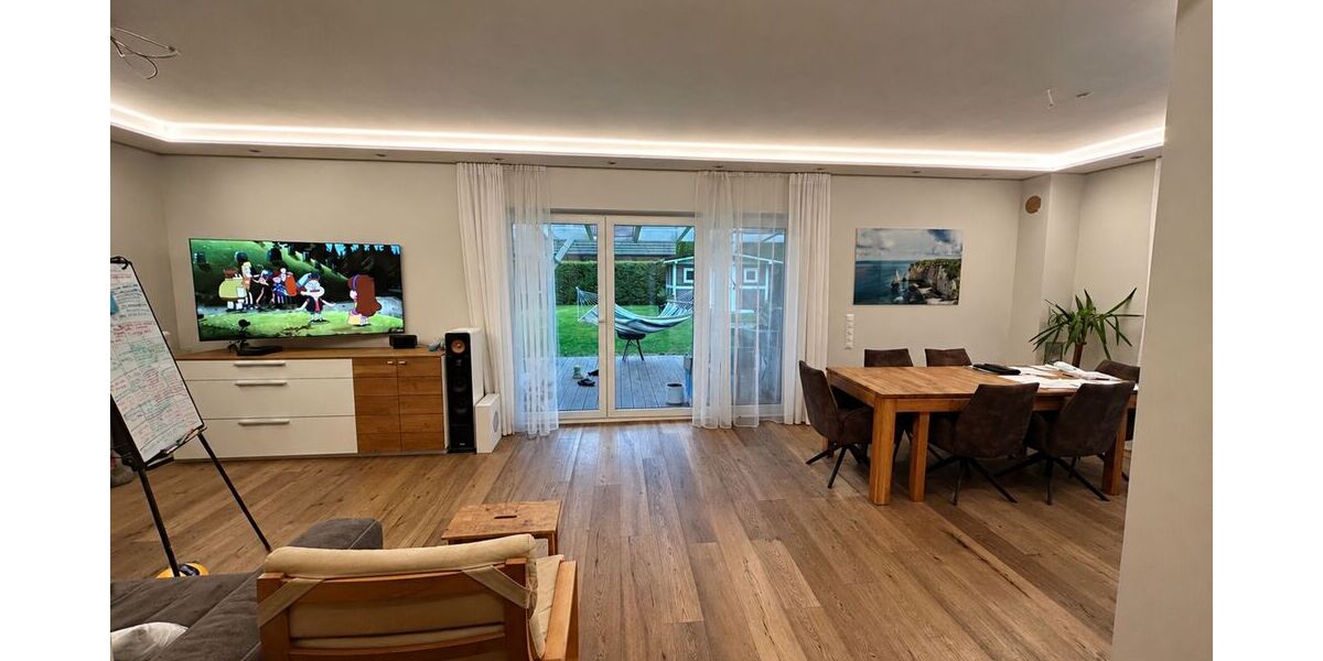 Exklusive Stadthausvilla in Hamburg-Boberg mit eigenem Wald 157 m² möblier für 10 Mon. - Mehrfamilienhaus, Wohnhaus Hamburg Lohbrügge | Angebot:26633734