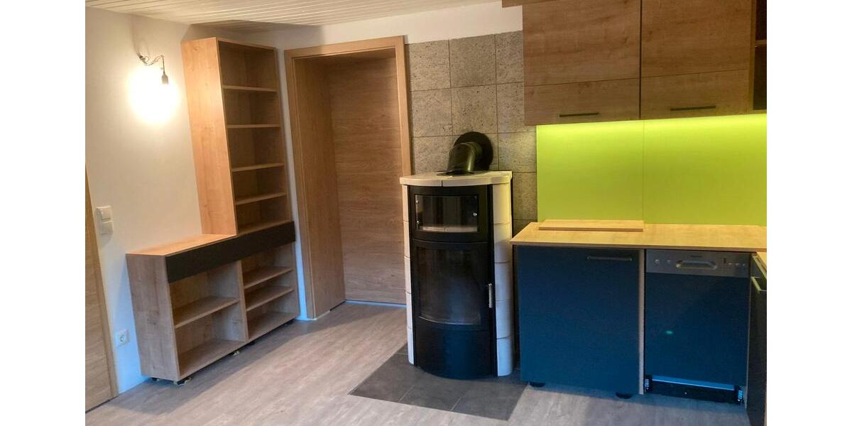 Etagenwohnung Pfarrkirchen - 7 Zimmer, 180 m&sup2;, 1.500&euro; | Angebot:26368933