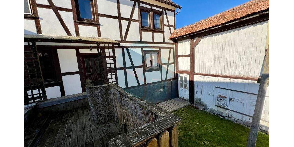 Einfamilienhaus Butzbach / Hoch-Weisel Hoch-Weisel - 5 Zimmer, 129 m&sup2;, 179.000&euro; | Angebot:25385969