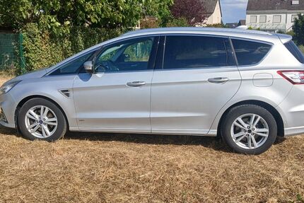Ford S-Max 98.400 km 21.500 &euro; Euskirchen 53881