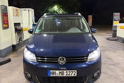 VW Touran 141.000 km 10.800 &euro; Hamburg 22149