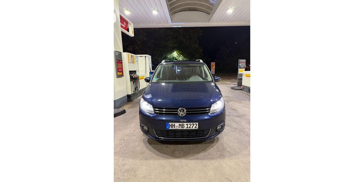 VW Touran 141.000 km 10.800 &euro; Hamburg 22149