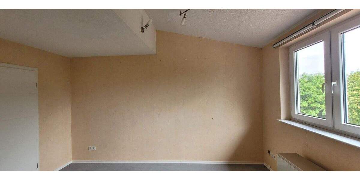 Etagenwohnung Bretten-Diedelsheim Diedelsheim - 3 Zimmer, 102 m&sup2;, 1.070&euro; | Angebot:25073127