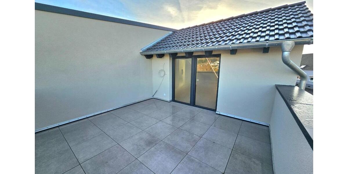 Dachgeschoßwohnung Schönenberg-Kübelberg Kübelberg - 2 Zimmer, 64 m&sup2;, 220.000&euro; | Angebot:25361974