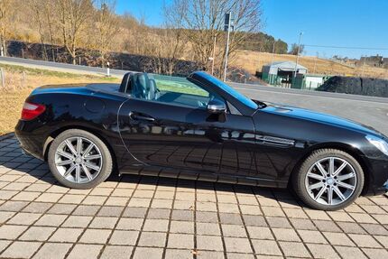 Mercedes-Benz SLK 200 92.500 km 16.500 &euro; Stadtilm 99326