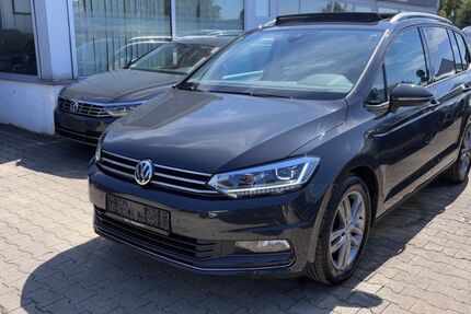 VW Touran 119.000 km 17.990 € Ulm-Jungingen 89081