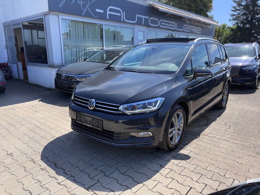 VW Touran 119.000 km 17.990 € Ulm-Jungingen 89081