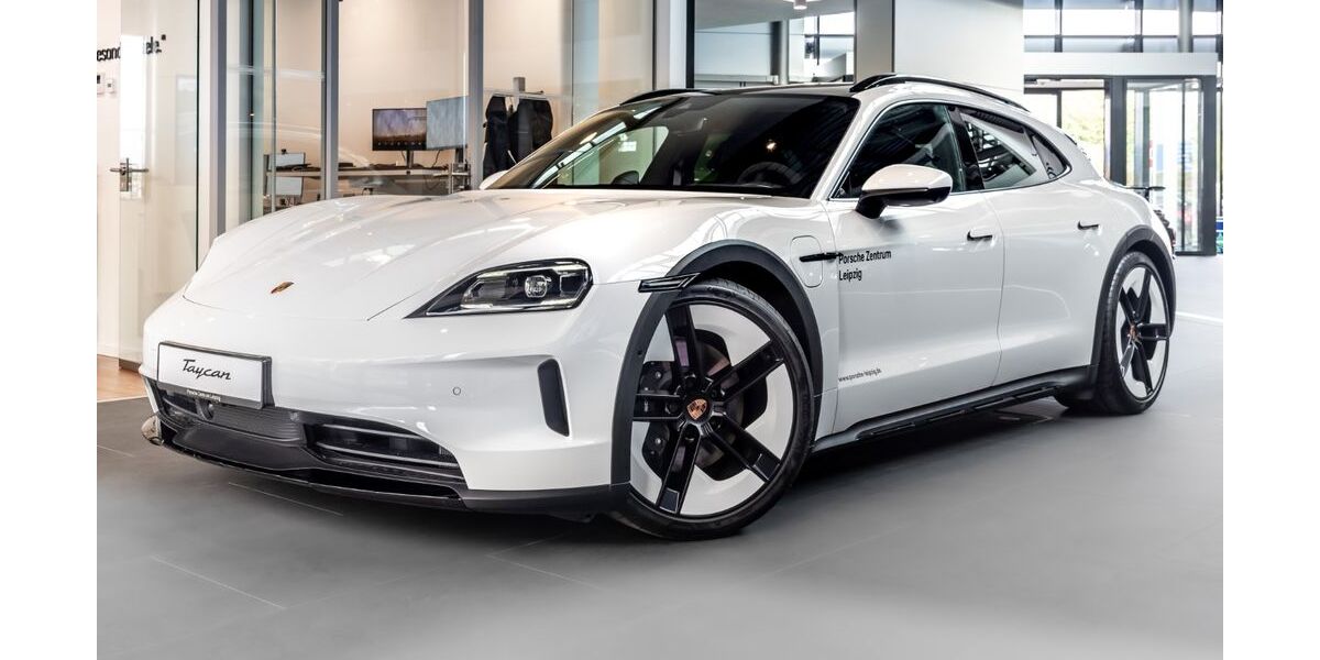 Porsche Taycan 11.900 km 104.800 &euro; Leipzig 04356